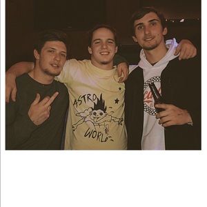 Meet your Posher, Colby